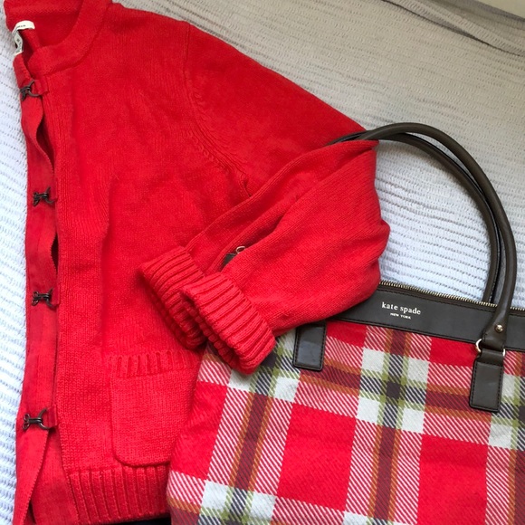 Bass orange sweater with button accents - Picture 2 of 7